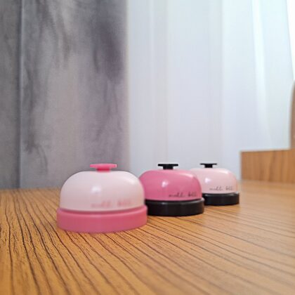 رژگونه پودری تک رنگ پددار طرح زنگ هتل HERORANGE