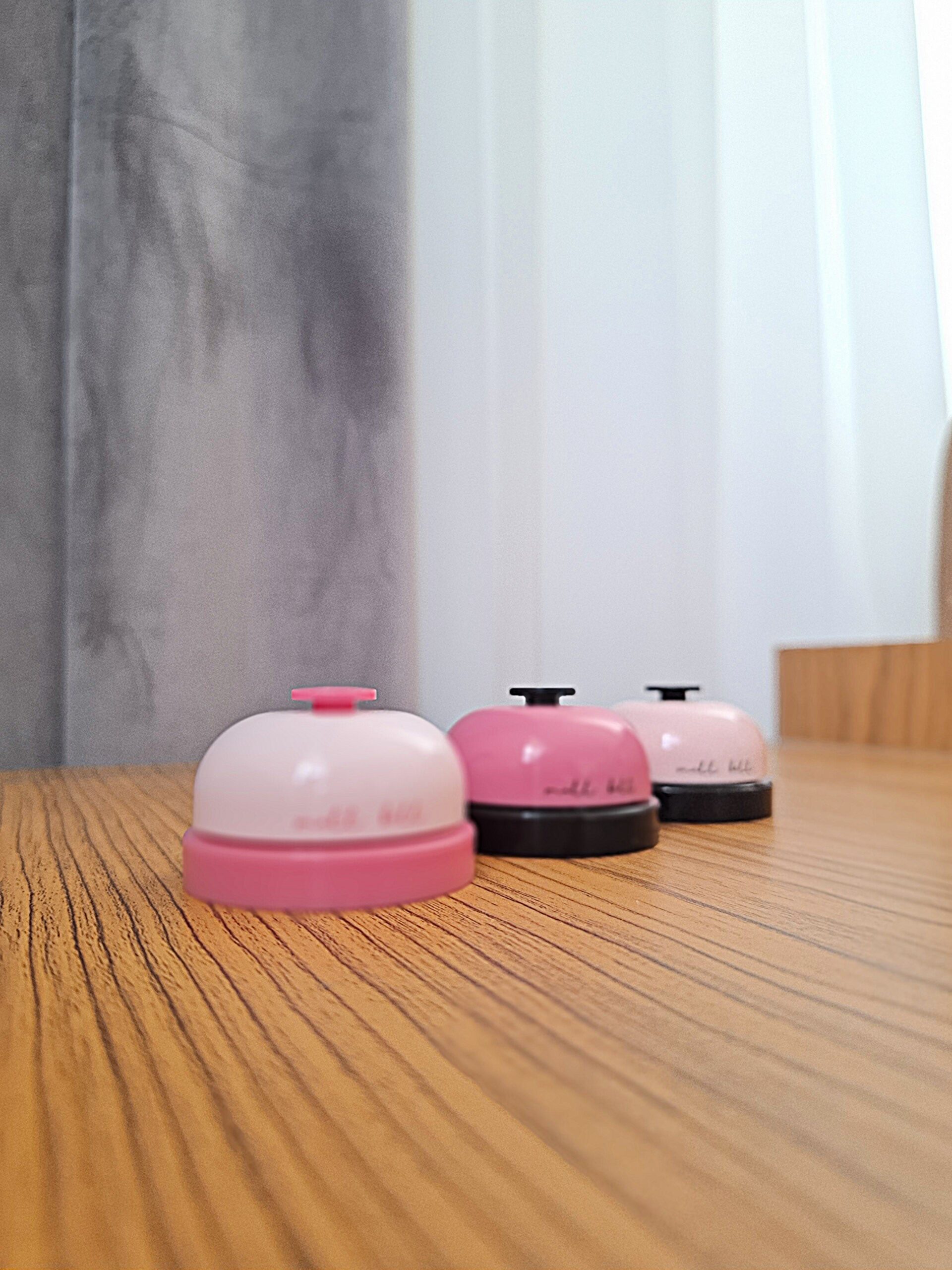 رژگونه پودری تک رنگ پددار طرح زنگ هتل HERORANGE