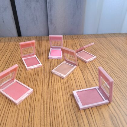 رژگونه مات و مخملی تک رنگ فیونا( پوشش یک نواخت و نرم)Herorange