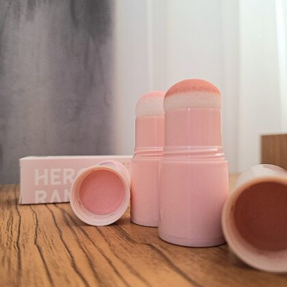 رژگونه پودری پد دار اسفنجی مات Herorange طرح Cute & Funny